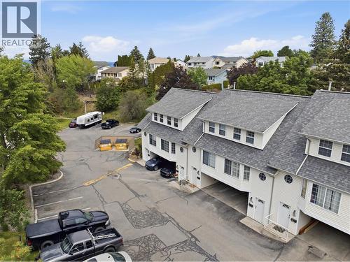 2020 Robson Place Unit# 52  Kamloops, BC V2C 2N2