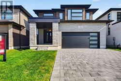 2584 BUROAK DRIVE  London North (North S), ON N6G 3W1