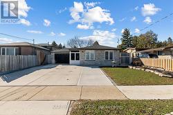 69 FLETCHERDON CRESCENT  Toronto, ON M3N 1S2