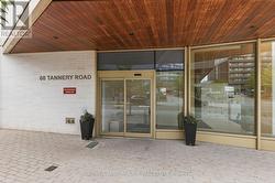 815 - 60 TANNERY ROAD Toronto, ON M5A 0S8