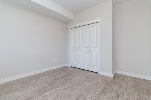 302-1900 Tulsa Rd, Nanaimo, BC - Indoor Photo Showing Other Room
