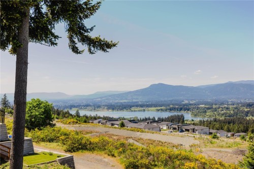 6292 Nevilane Dr, Duncan, BC 