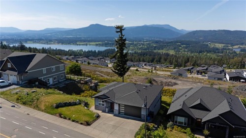 6292 Nevilane Dr, Duncan, BC 