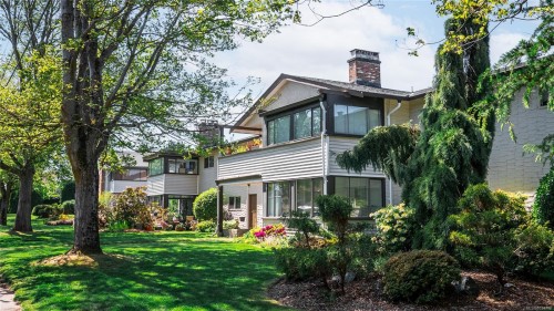 403-3170 Irma St  Victoria, BC V9A 1S8