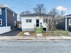 7 Abbott Avenue St John's, NL A1B 6B1