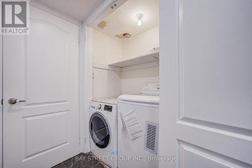 52 Leitchcroft Crescent, Markham, ON - Indoor Photo Showing Laundry Room