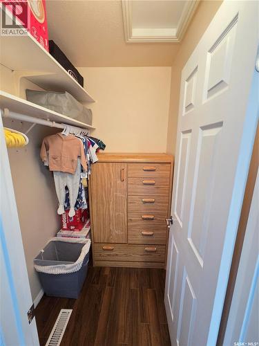 12 Arcola Place, Carlyle, SK - Indoor