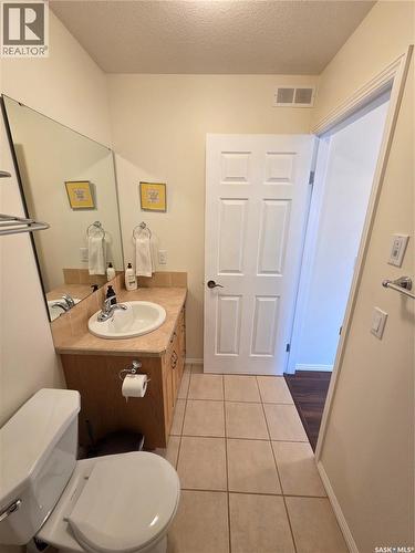 12 Arcola Place, Carlyle, SK - Indoor Photo Showing Bathroom