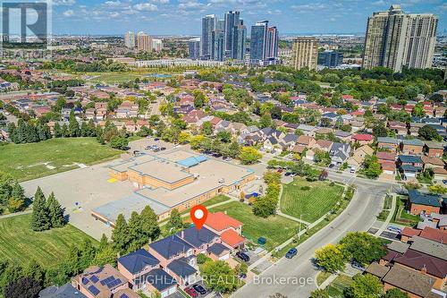257 Huntington Ridge Drive, Mississauga, ON - Outdoor With View
