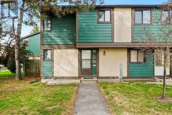 1641 MEADOWBROOK ROAD Ottawa, ON K1B 4W6
