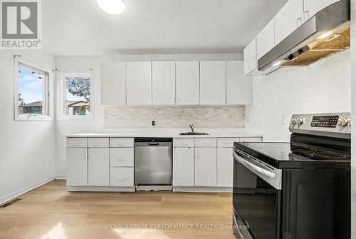 1641 Meadowbrook Road, Ottawa, ON - Indoor Photo Showing Kitchen