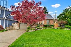 586 WOODLAND AVENUE  Burlington, ON L7R 2S5