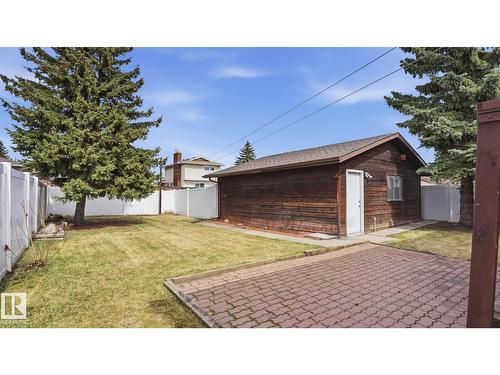9834 167A Av Nw, Edmonton, AB 