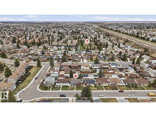 9834 167A Av Nw, Edmonton, AB 