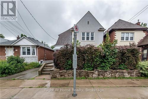 2 ROOM #1 - 104 LONGWOOD ROAD S , Hamilton (Westdale), Ontario L8S 1S6
