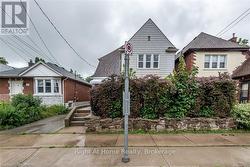 2 ROOM #1 - 104 LONGWOOD ROAD S Hamilton (Westdale), ON L8S 1S6