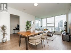 1806 595 AUSTIN AVENUE  Coquitlam, BC V3K 0G7