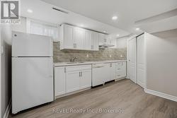 Kitchenette in basement - 
