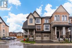 12 ICEMAKER WAY Whitby, ON L1P 0L5