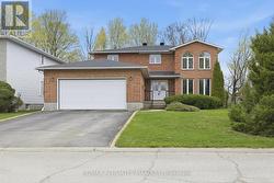 15 DAVIS DRIVE Smiths Falls, ON K7A 5G7