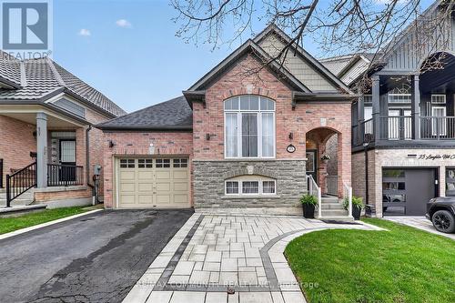 25 LOUGHLIN HILL CRESCENT E  Ajax, ON L1Z 1P8