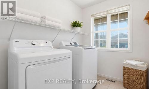 195 Green Vista Drive, Cambridge, ON - Indoor Photo Showing Laundry Room