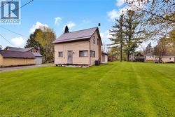 43 ONTARIO Street Paris, ON N3L 3E1