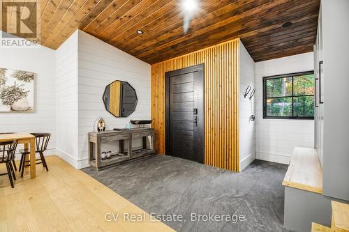 1069 White Eagle Road, Gravenhurst (Morrison), ON - 
