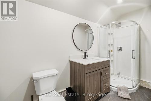 1069 White Eagle Road, Gravenhurst (Morrison), ON - Indoor Photo Showing Bathroom