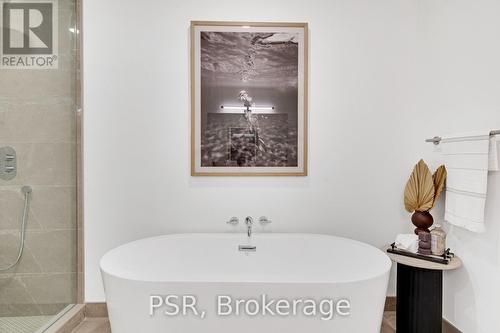 Ph410 - 200 Keewatin Avenue, Toronto, ON - Indoor Photo Showing Bathroom