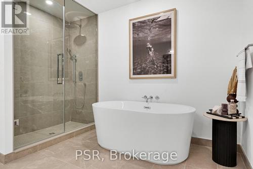 Ph410 - 200 Keewatin Avenue, Toronto, ON - Indoor Photo Showing Bathroom
