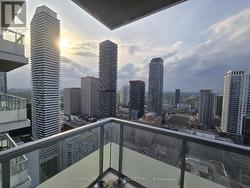 3318 - 50 DUNFIELD AVENUE Toronto, ON M4S 0E4