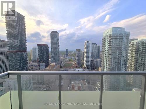 3318 - 50 Dunfield Avenue, Toronto, ON - Outdoor