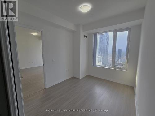 3318 - 50 Dunfield Avenue, Toronto, ON - Indoor Photo Showing Other Room