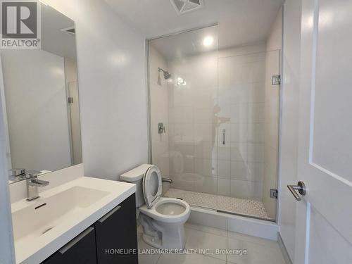 3318 - 50 Dunfield Avenue, Toronto, ON - Indoor Photo Showing Bathroom