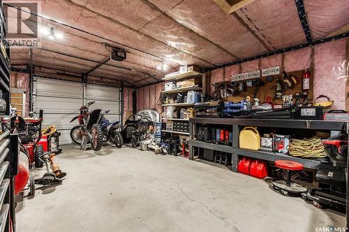 211 2Nd Street E, Langham, SK - Indoor Photo Showing Garage