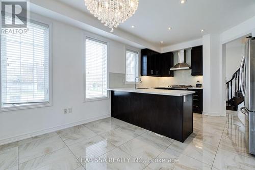 2 Hawstone Road, Vaughan, ON - Indoor Photo Showing Kitchen