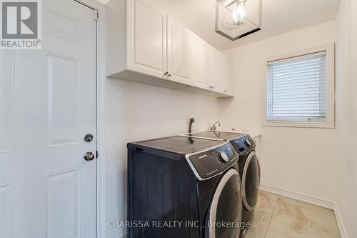 2 Hawstone Road, Vaughan, ON - Indoor Photo Showing Laundry Room