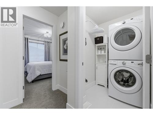 Laundry - 300 Drysdale Boulevard Unit# 10, Kelowna, BC - Indoor Photo Showing Laundry Room