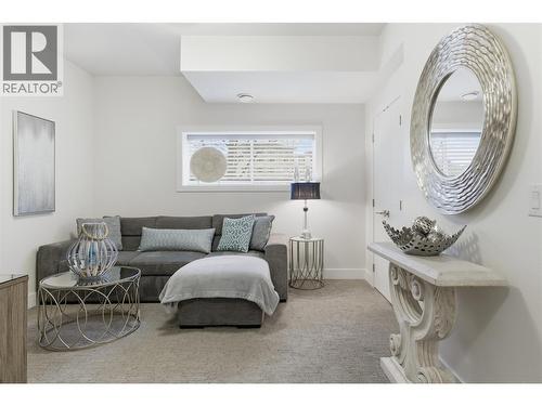 Versitile option for Guests - 300 Drysdale Boulevard Unit# 10, Kelowna, BC - Indoor