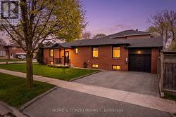 1392 NORTHMOUNT AVENUE  Mississauga, ON L5E 1Y5