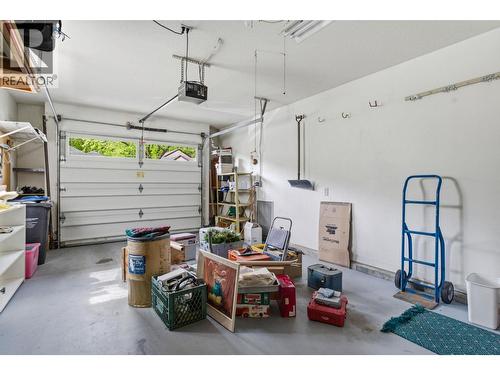 550 Yates Road Unit# 235 Lot# 30, Kelowna, BC - Indoor Photo Showing Garage