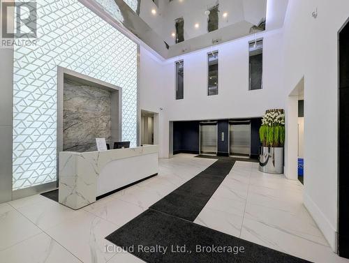 Elegant Lobby - 617 - 16 Concord Place, Grimsby, ON - Indoor Photo Showing Other Room