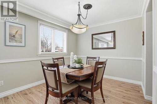 345 Erindale Drive, Burlington, ON - Indoor Photo Showing Dining Room
