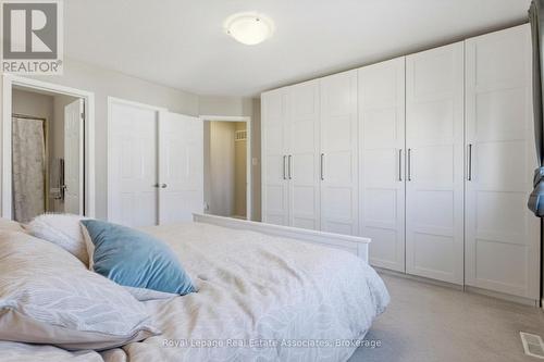 Primary Bedroom - 362 Cavanagh Lane, Milton, ON - Indoor Photo Showing Bedroom
