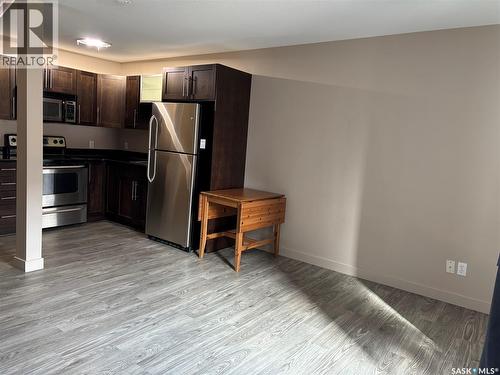 2 2301 7Th Street E, Saskatoon, SK - Indoor Photo Showing Kitchen With Stainless Steel Kitchen