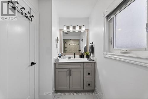 166 Wright Crescent, Ajax, ON - Indoor Photo Showing Bathroom