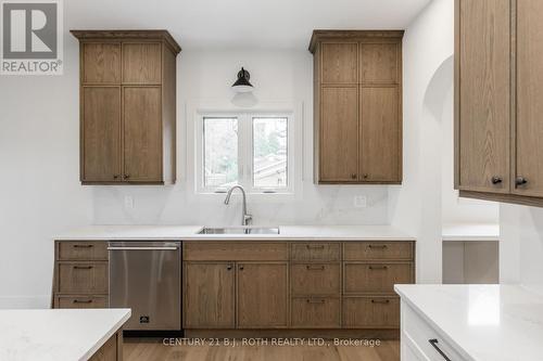 56 Brennan Avenue, Barrie, ON - Indoor Photo Showing Kitchen