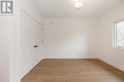 Bedroom 2 - 56 Brennan Avenue, Barrie, ON - Indoor Photo Showing Other Room