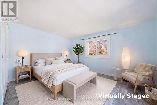 38 Oak Street, Belleville (Belleville Ward), ON - Indoor Photo Showing Bedroom